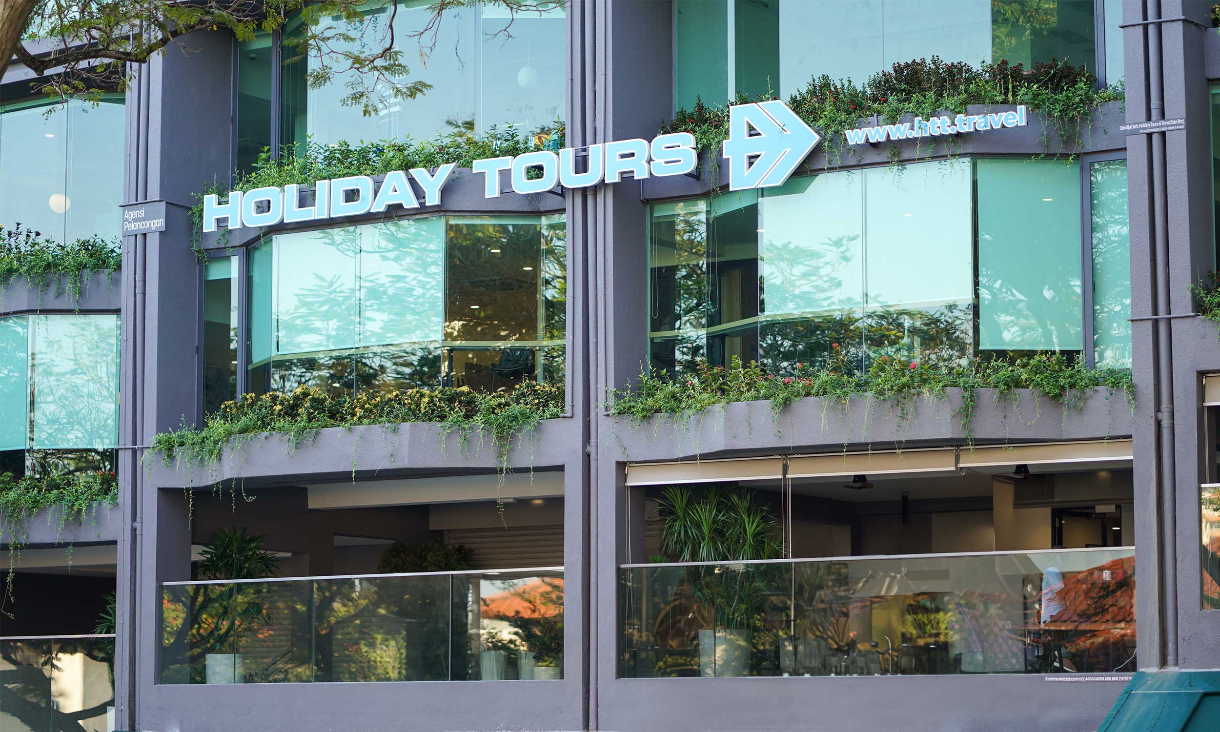 Holiday Tours Office